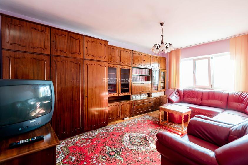 Apartament 3 camere Rogerius - 10