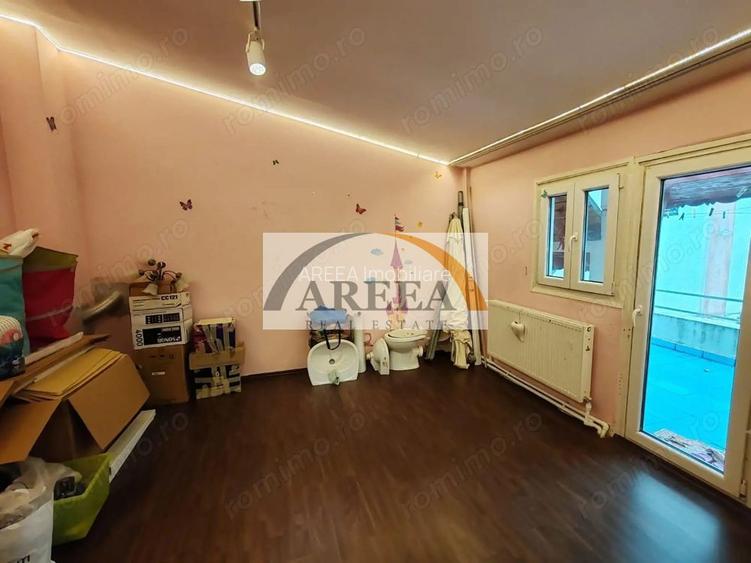 PRET BUN - casa 5 camere, curte individuala - metrou C-tin Brancoveanu - 9