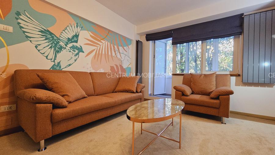 Bulevardul Unirii Fantani - Piata Constitutiei - 2