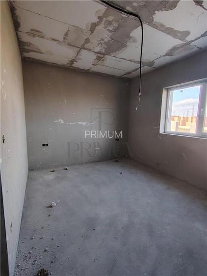 Duplex pe parter - 2 fronturi stradale - personalizare interioara - canalizare - 15