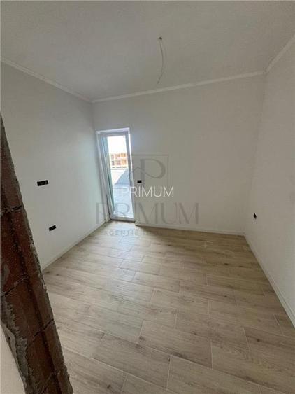 GIROC - 4 CAM - 2 BAI - LOC PARCARE - INCALZIRE IN PARDOSEALA - BLOC NOU - 5