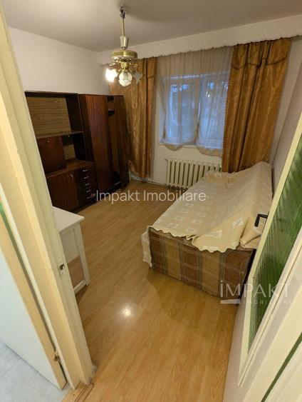 Apartament 4 camere decomandate, etaj intermediar,  zona Kaufland - 4