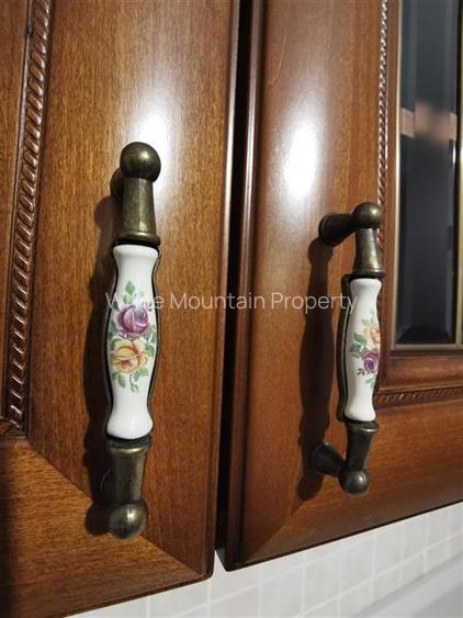 Ion Mihalache, vila 9 camere cu piscina interioara, de vanzare, comision 0% - 8