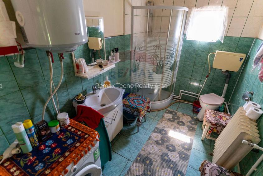 Casă / Vilă cu 3 camere de vânzare - 24