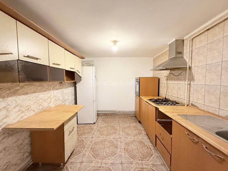 Casă de inchiriat cu 6 camere Faleza Nord – curte proprie, garaj - 7