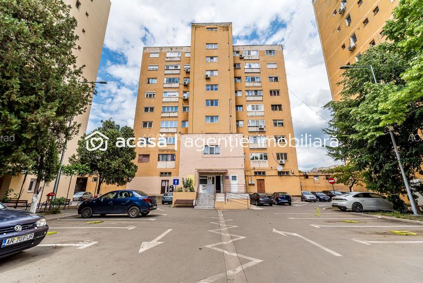 79.900 € | Vlaicu (între UTA și Lebăda) | 2 camere decomandat | lift - 8