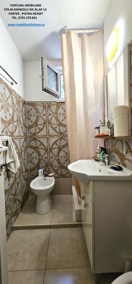 Apartament 2 camere,parter+balcon mare+boxa in proprietate,zona Scoala nr.8 P.Nt