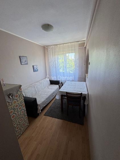 Direct Proprietar vand apartament in Zona Dacia - 9