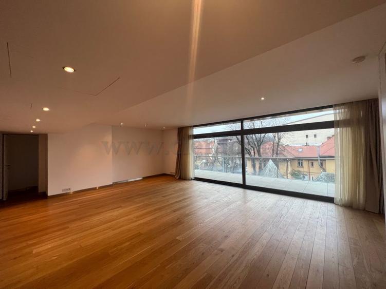 Kiseleff - apartament cu 4 camere de inchiriat