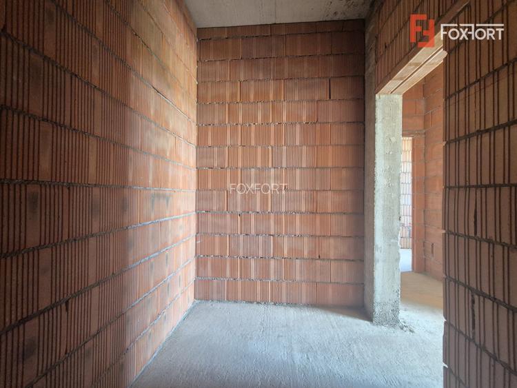 Duplex cu 4 camere de vanzare in localitatea Dumbravita - 14