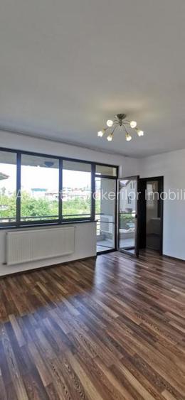 Vila Pipera P E M supr 260mp - 25