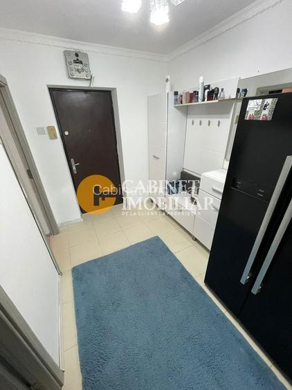 FARA RISC - PODU ROS - LICEUL EMIL RACOVITA - 3 CAMERE - RENOVAT - 4