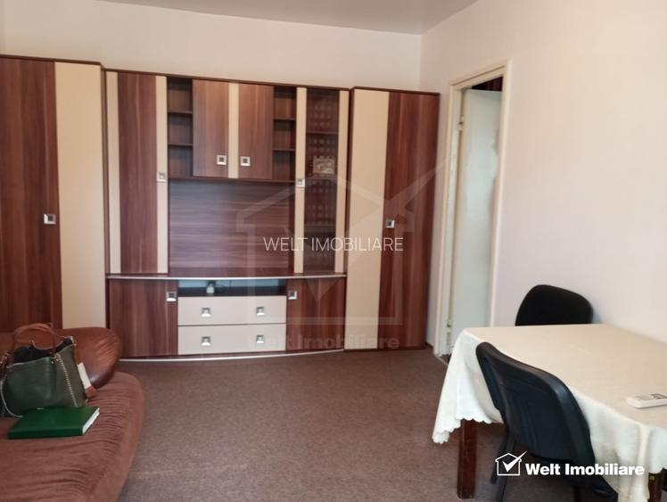 De vanzare apartament cu 3 camere Manastur - 2