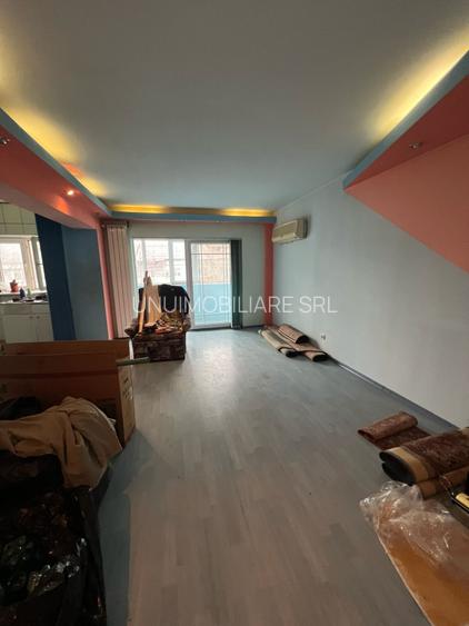 Apartament 3 camere Zona Laris -Finante - etaj 3/4 - 85 mp - 3