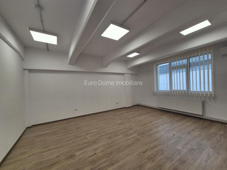 Comision 0 - Spații birouri libere, zonă centrală - 9