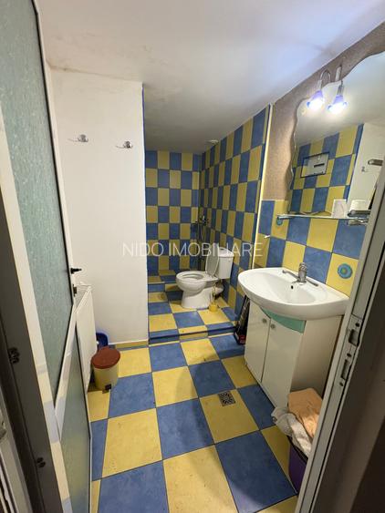 Casa de vânzare - Constanta - 6 CAMERE-147 mp. totali ( fără curtea interioară) - 26
