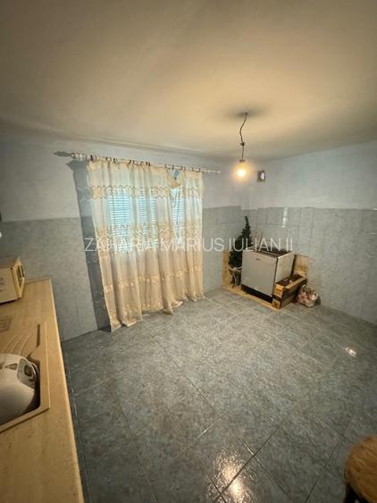 Casa cu etaj de vanzare sat Beresti, com. Sascut, jud. Bacau - 15