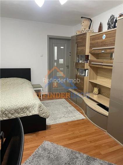 Apartament de vanzare cu 2 camere, zona Titan - 5