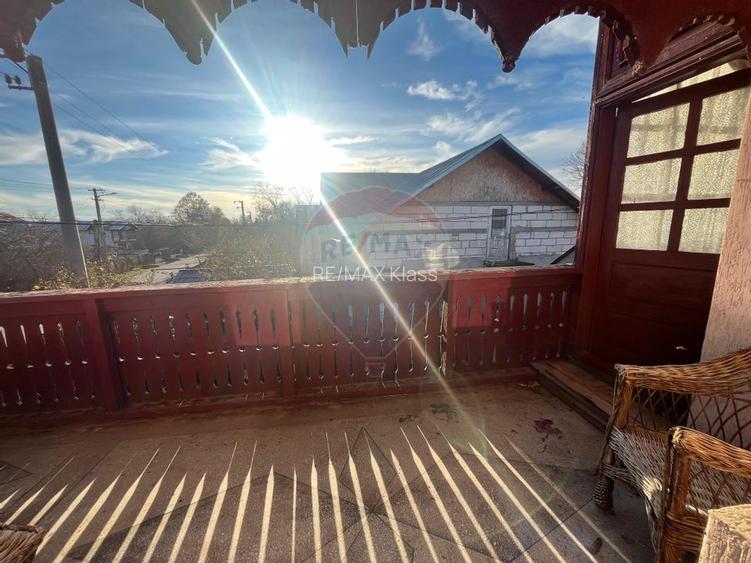 Casa cu 5 camere de vanzare in Priseaca 450 mp teren - 16