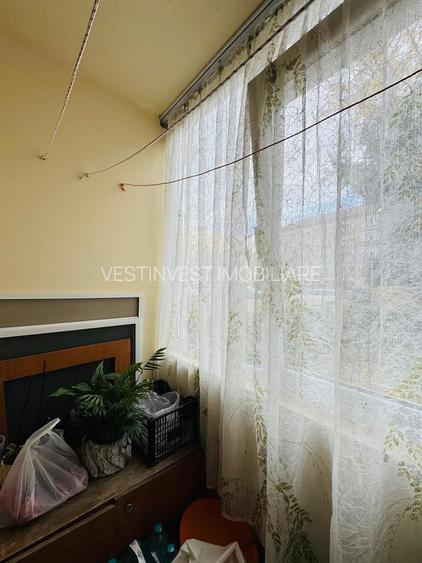 Apartament 2 camere semidecomandat Razboieni - 6