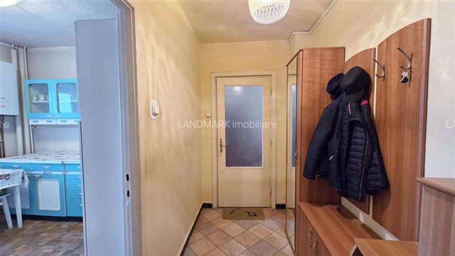 COMISION 0% APARTAMENT 3 CAMERE CU LIFT C. MARTIRILOR BLOC ANVELOPAT - 4