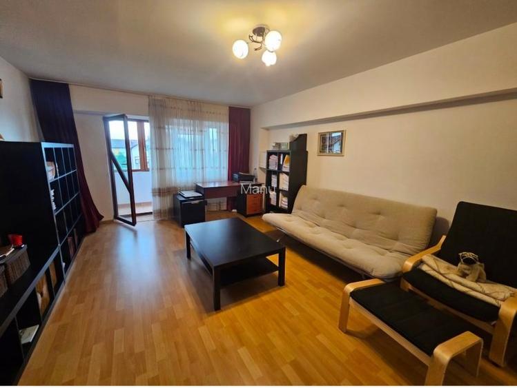 PROPRIETAR vand apartament 2 camere 67 mp, etaj intermed. zona Calea Romanului - 11