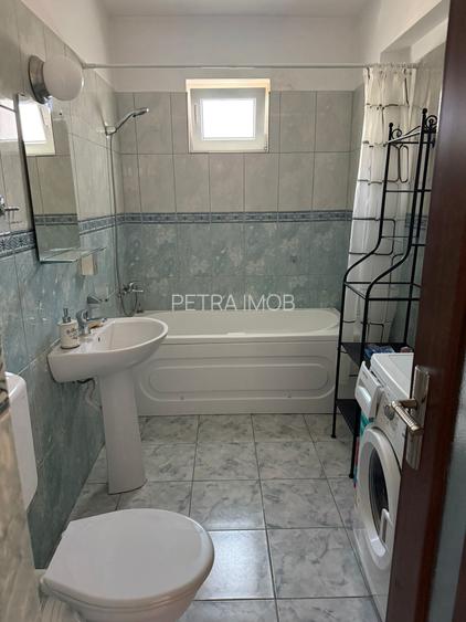 GARSONIERA MOBILATA SI UTILATA LIBERA - 9