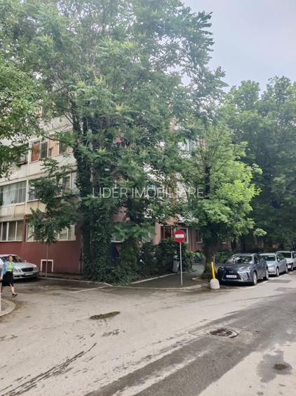 Metrou Piata Sudului, garsoniera mobilata si utilata modern - 9