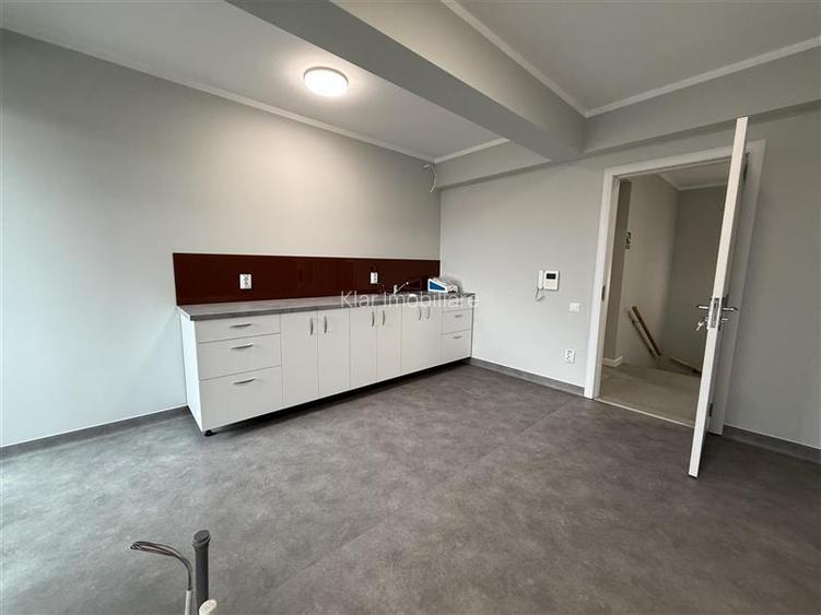 Vila autorizata cabinete medicale - 23