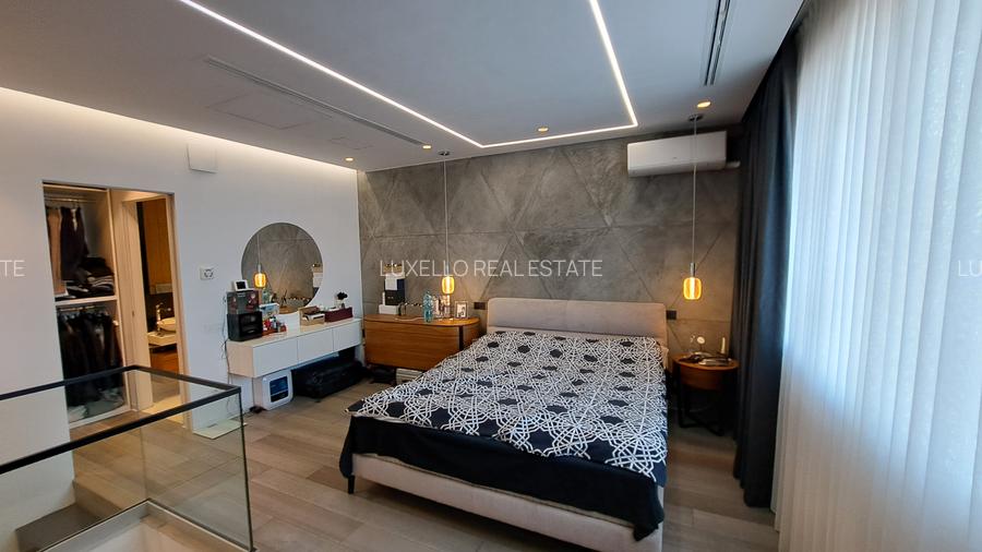 APARTAMENT 4 CAMERE CU SCARA INTERIOARA TIP LOFT -ULTRA LUX - 57