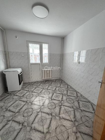 Drumul Taberei, 3 camere decomandat, renovat, etaj 6 din8, vedere, sud  - 6