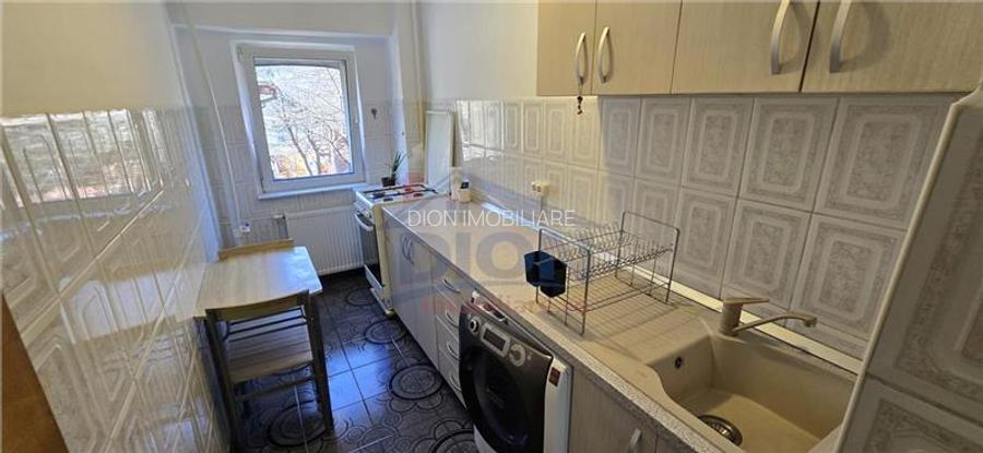 Timpuri Noi, Facultati, etaj 1, 42 mp, 1990, - 9