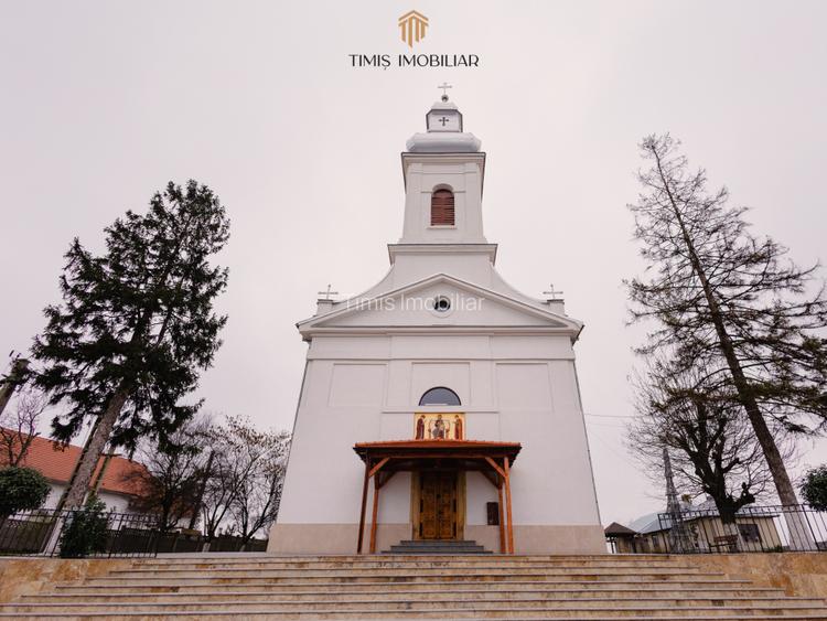 Teren Ianova 1200 mp, vatra satului | asfalt, utilitati | Comision 0% - 15