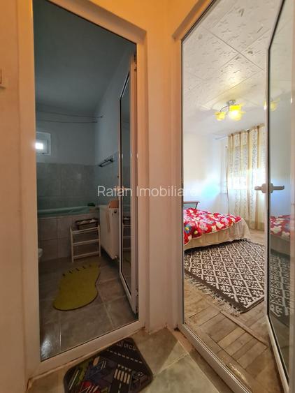 Vanzare apartament 2 camere, in Galati, Micro 16, liber - 10