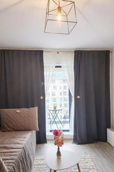 Apartament de închiriat Plaza Residence/ Faza 2/ metrou/ centrala - 2