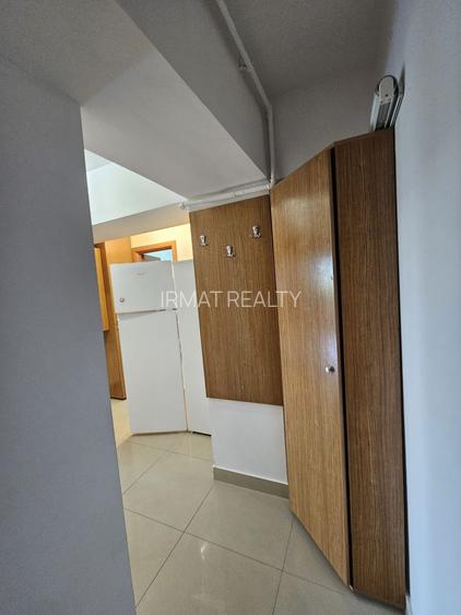 INCHIRIERE GARSONIERA- 9 MAI - 5