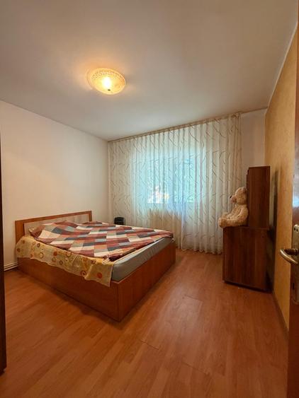 Inchiriere apt 2 camere, Galati, Piata Centrala, etaj 1, mobilat si utilat