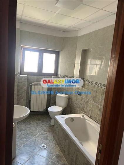 Inchiriere apartament 4 camere Piata Romana pretabil birouri