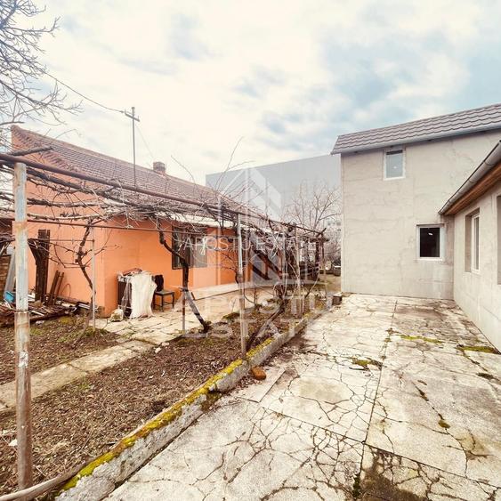 Casa “la gri” cu gradina, zona Calea Aurel Vlaicu - Bujac - 2