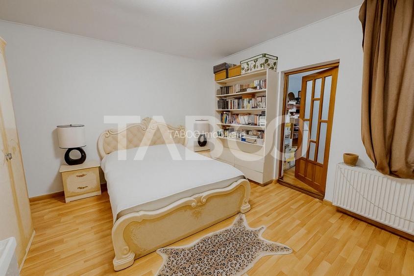 Casa individuala renovata cu 4 camere 120 mpu garaj Trei Stejari Sibiu - 2