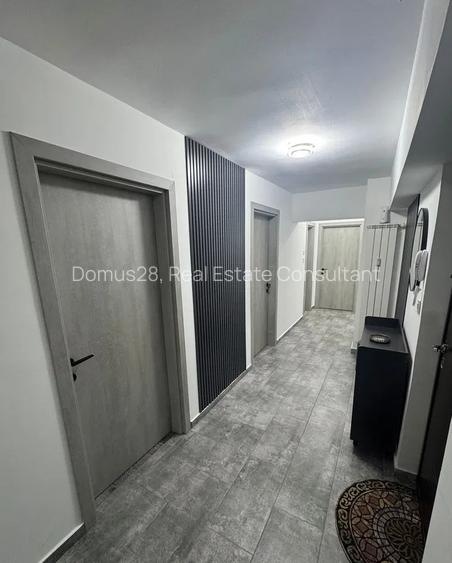 Apartament 2 camere, decomandat, Bd. Unirii - 11