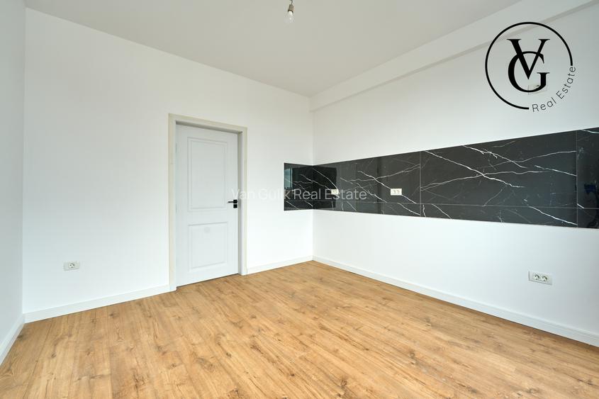 Vila modernă - finisată -terasă circulabila vedere lac și mare - 5