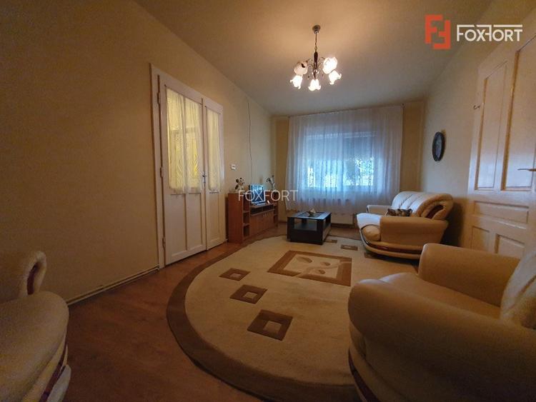 Oportunitate de investitie: 2 case total 8 camere si SAD - Freidorf - 24