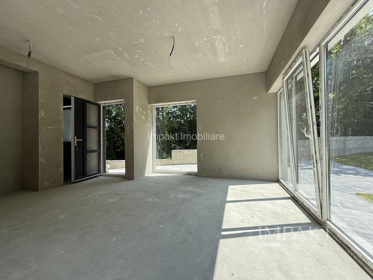 Case cuplate la liziera padurii , ideale pentru 2 familii ! - 14