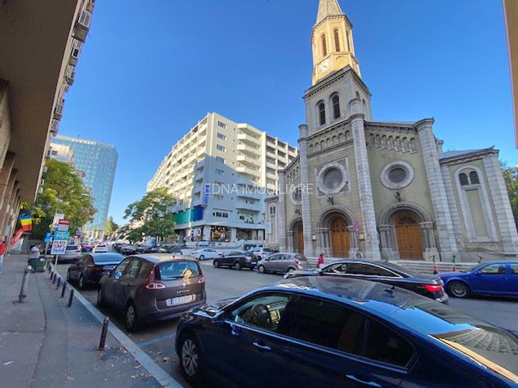 Apartament spațios, 2 camere transformabil în 3, pe Strada Luterană! - 4