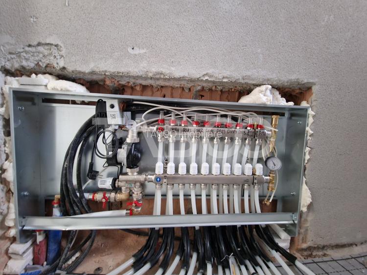 Casa individuala de vanzare cu teren, terasa, garaj si curte Selimbar - 18