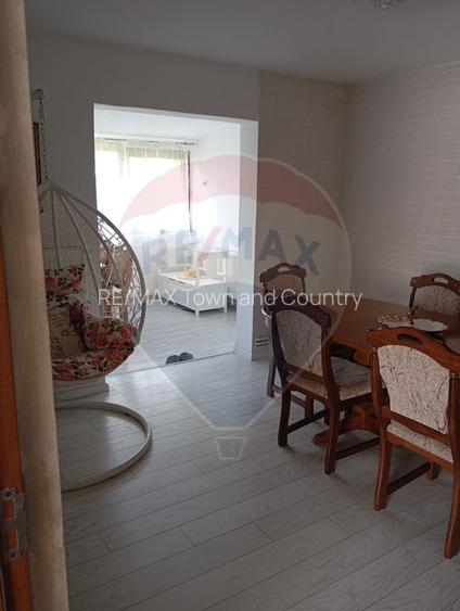 Casă / Vilă cu 7 camere de vânzare - 9