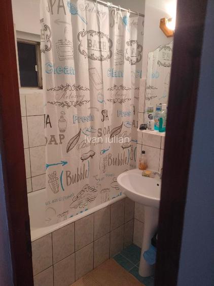 Vând apartament 2 camere  - 5