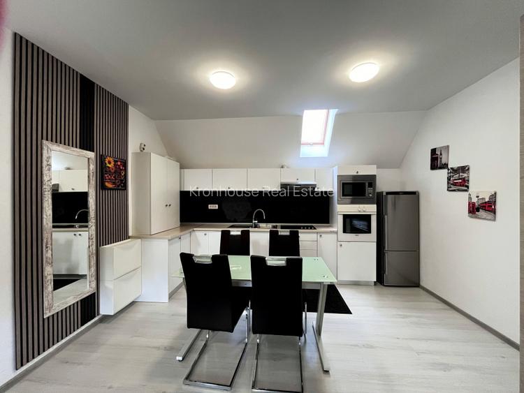 Apartament cu 2 camere pe Strada Lunga  - 5