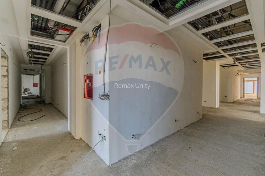 Activ Hotelier SubEvaluat | 18.000 mp construiti | 3 ha teren | BRASOV - 21